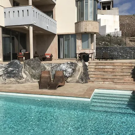 Villa Elisa *